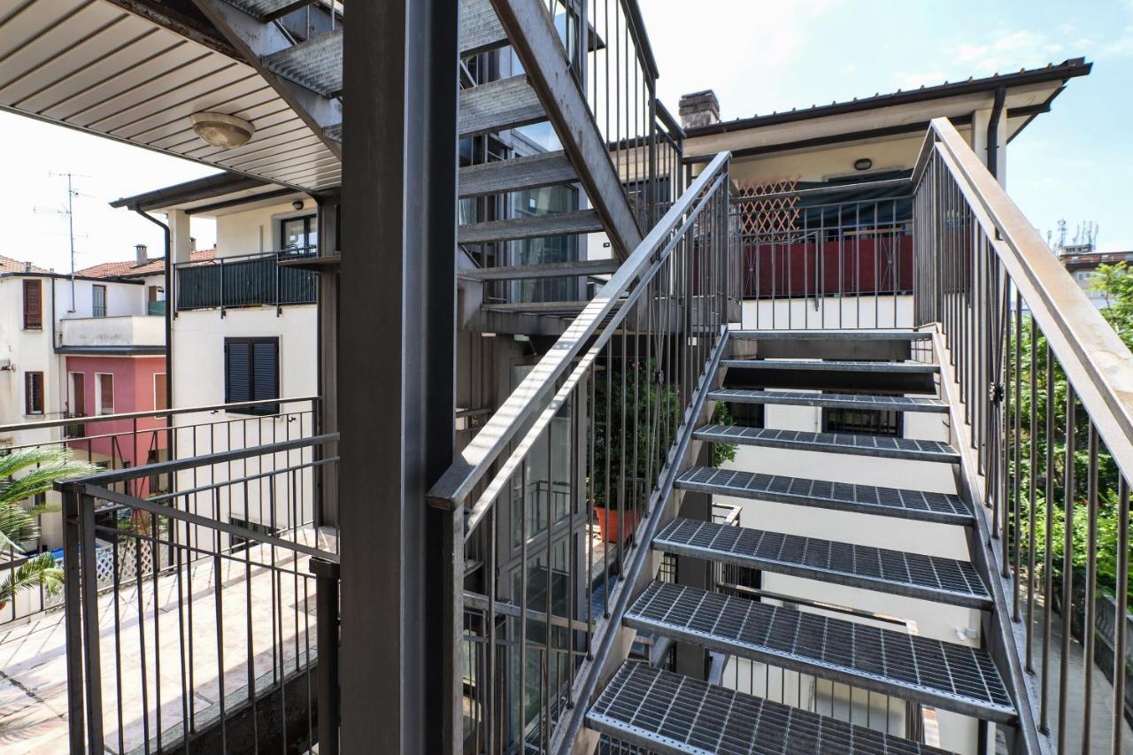 Primopiano - Euclide Leilighet Milano Eksteriør bilde