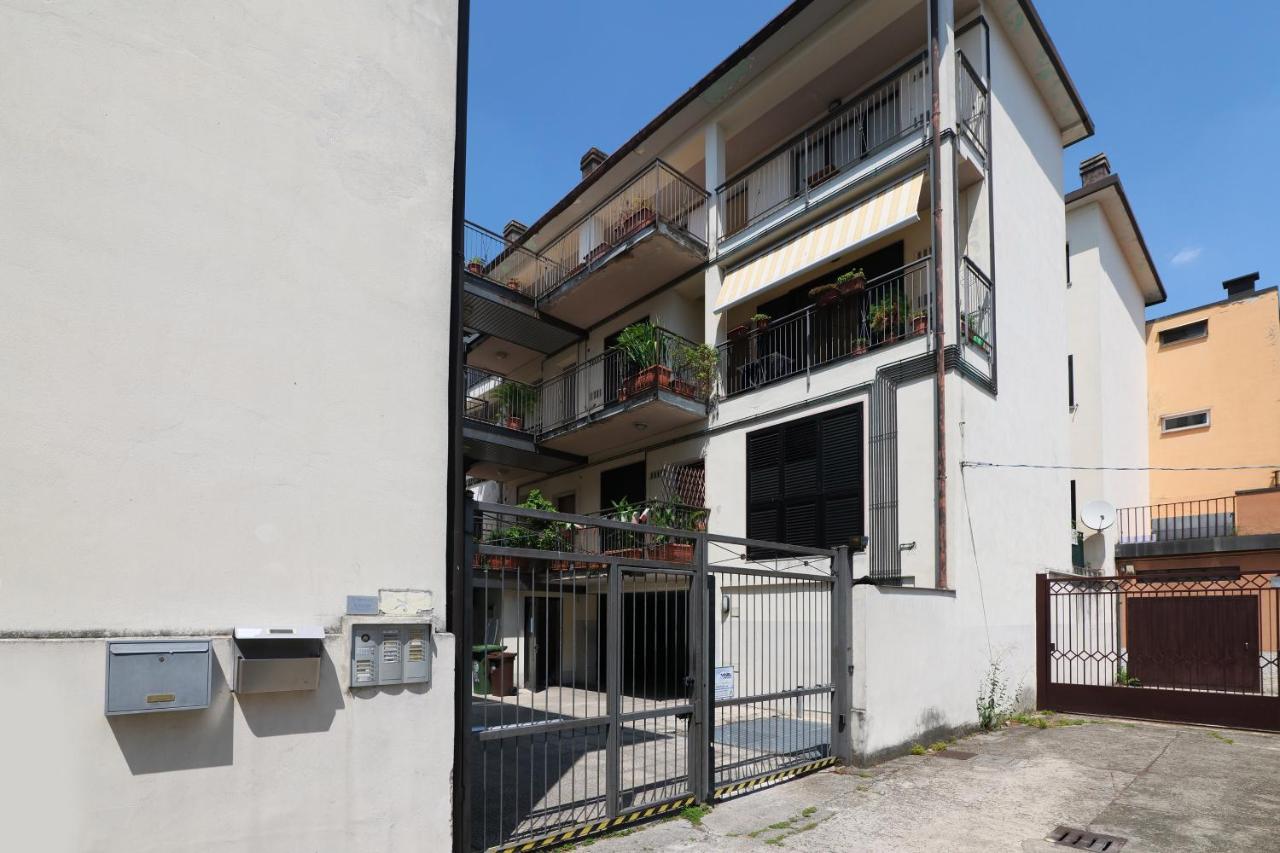 Primopiano - Euclide Leilighet Milano Eksteriør bilde
