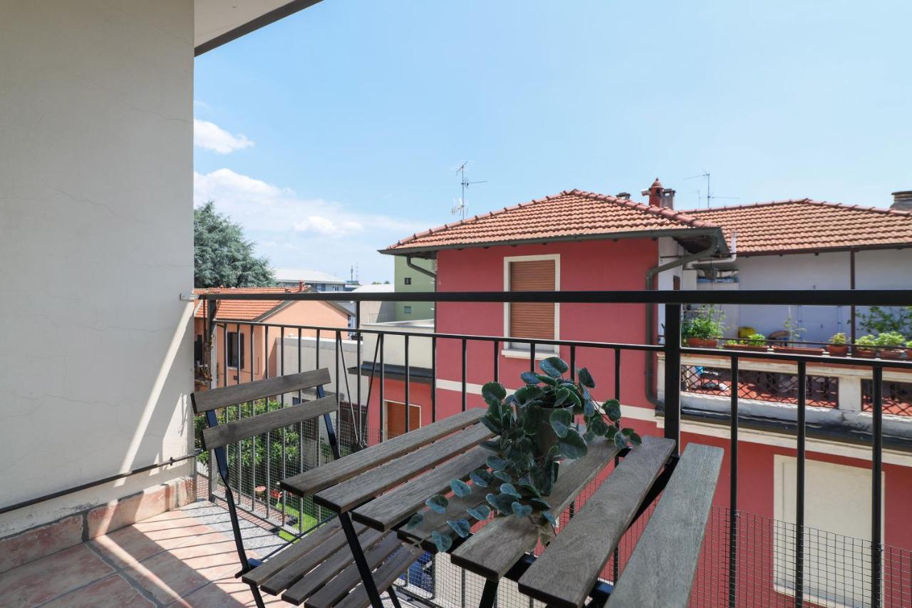 Primopiano - Euclide Leilighet Milano Eksteriør bilde